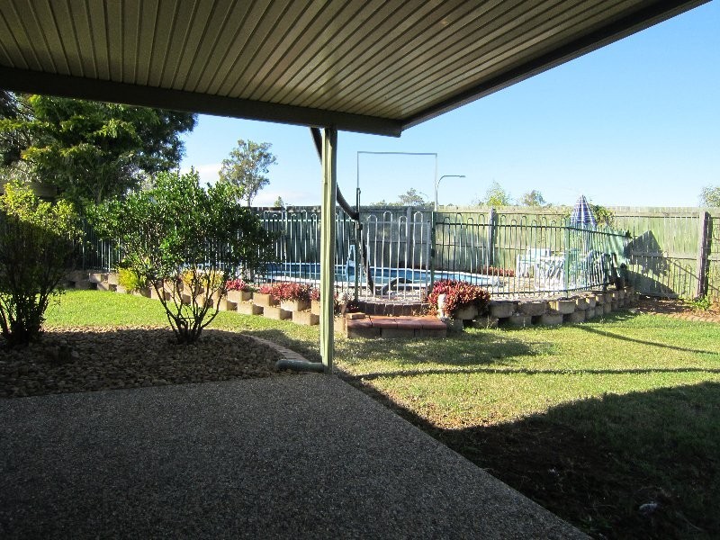 73 Sandalwood Drive, Yamanto QLD 4305