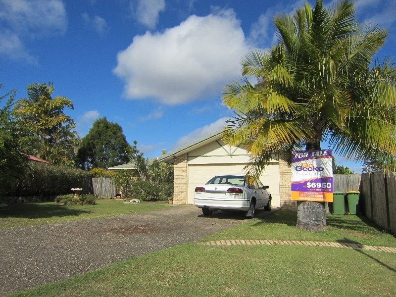 73 Sandalwood Drive, Yamanto QLD 4305