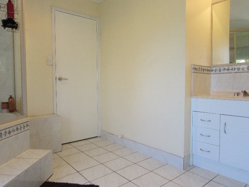 26 St Leger Court, Yamanto QLD 4305