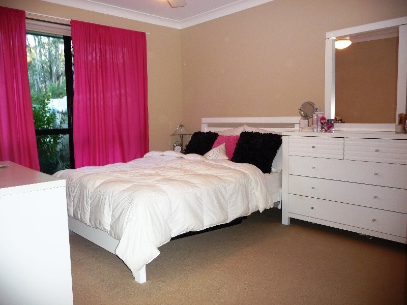 Pine Mountain QLD 4306