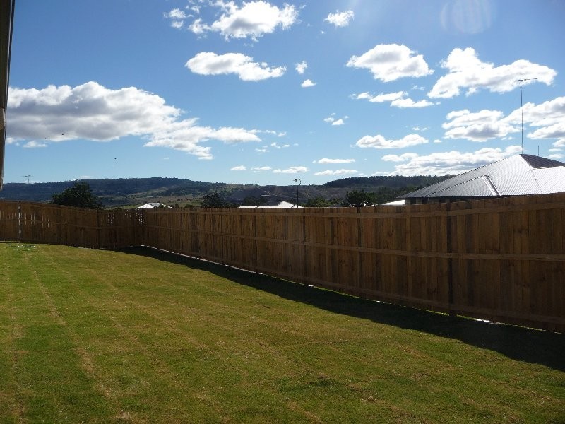 23 Birru Place, Rosewood QLD 4340