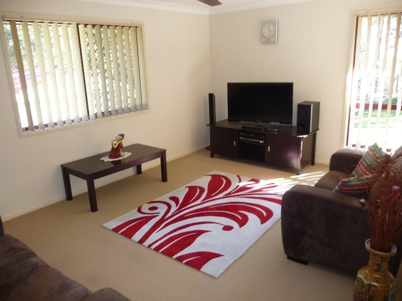 13 Cabernet Crescent, Pine Mountain QLD 4306