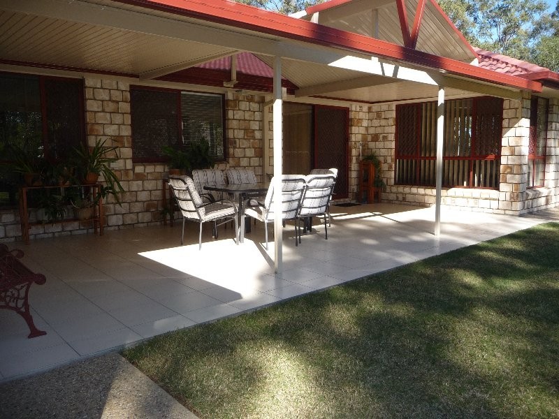 13 Cabernet Crescent, Pine Mountain QLD 4306