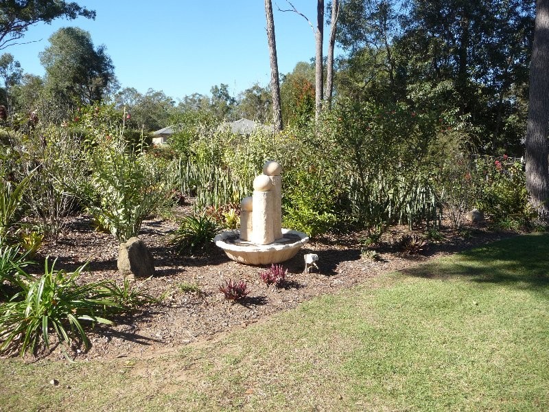 13 Cabernet Crescent, Pine Mountain QLD 4306