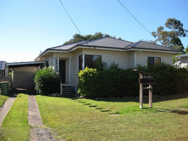 4 Jackson Street, Ipswich QLD 4305