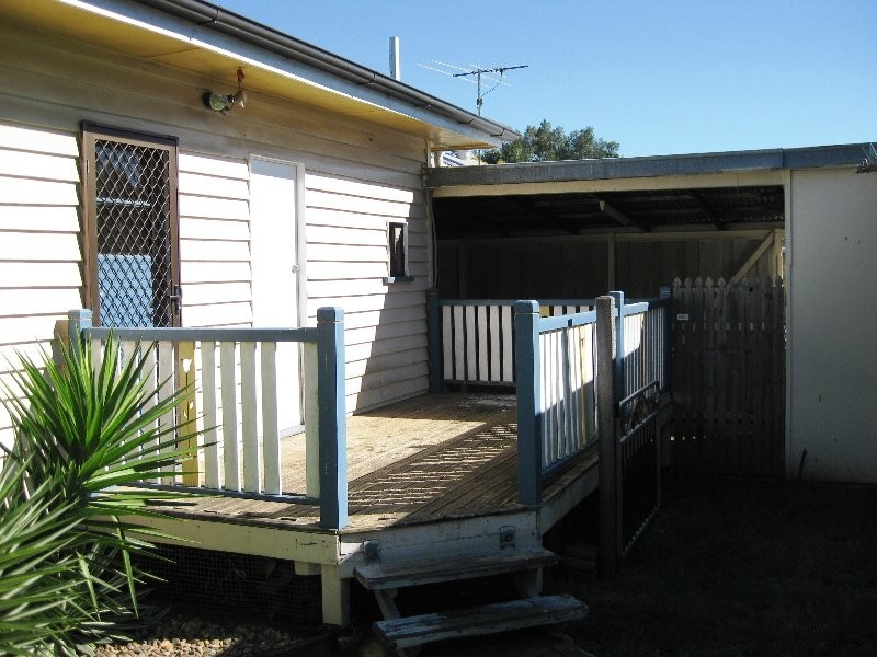 4 Jackson Street, Ipswich QLD 4305