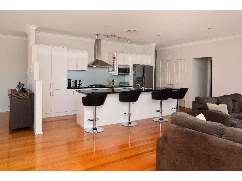 19 Harrison Grove, Deebing Heights QLD 4306