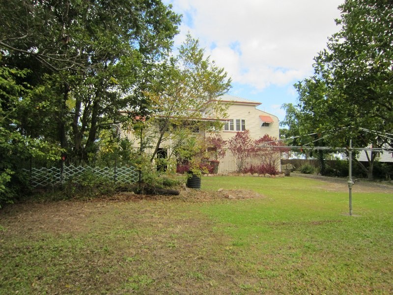 101 Pine Mountain Road, Brassall QLD 4305