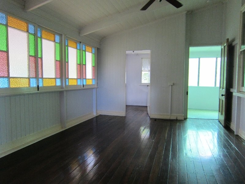 101 Pine Mountain Road, Brassall QLD 4305