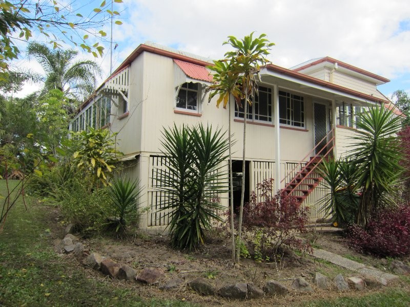 101 Pine Mountain Road, Brassall QLD 4305