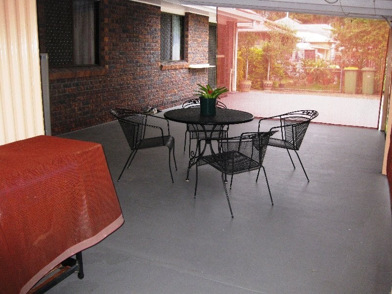 35 Law Street, Bundamba QLD 4304