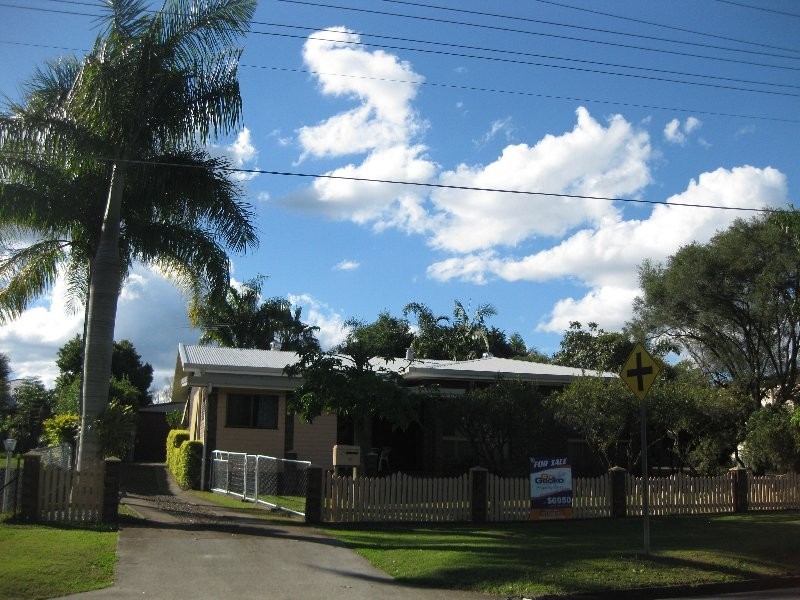 35 Law Street, Bundamba QLD 4304