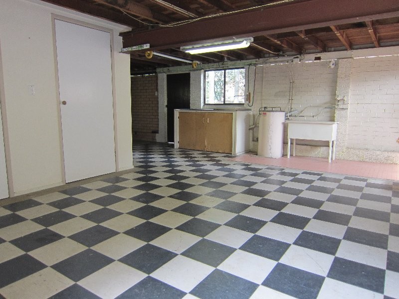 18 Melbury Street, Willowbank QLD 4306