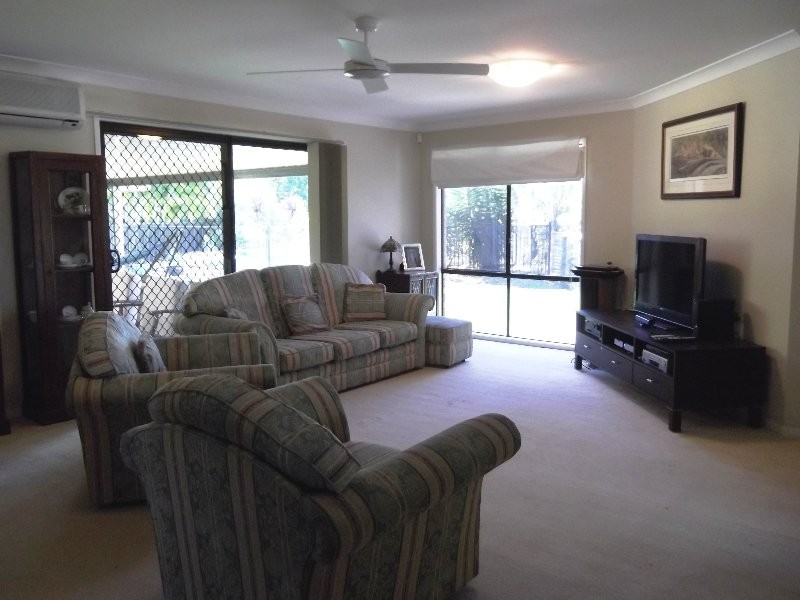 4 Hercules Row, Karalee QLD 4306