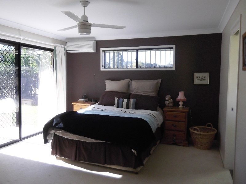 4 Hercules Row, Karalee QLD 4306