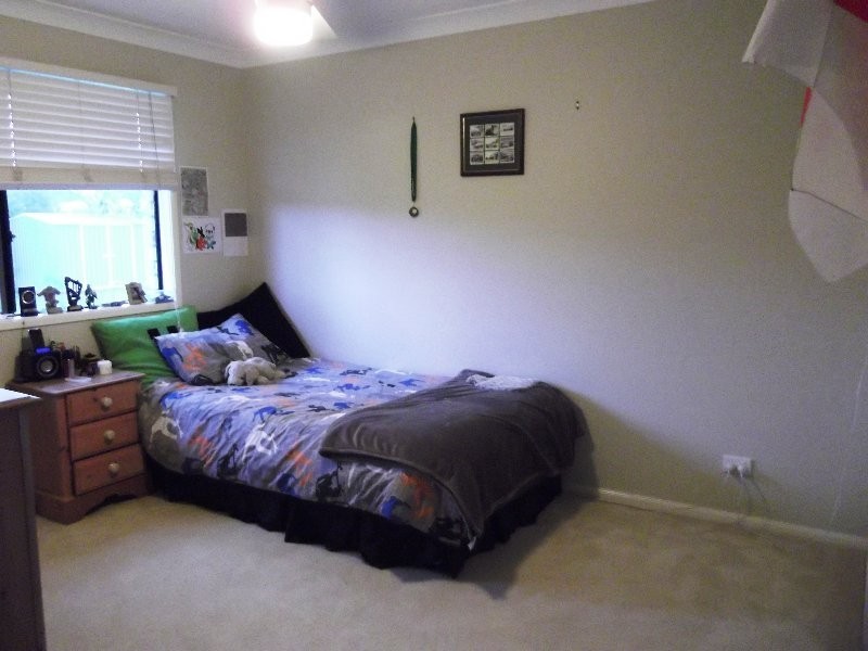 4 Hercules Row, Karalee QLD 4306
