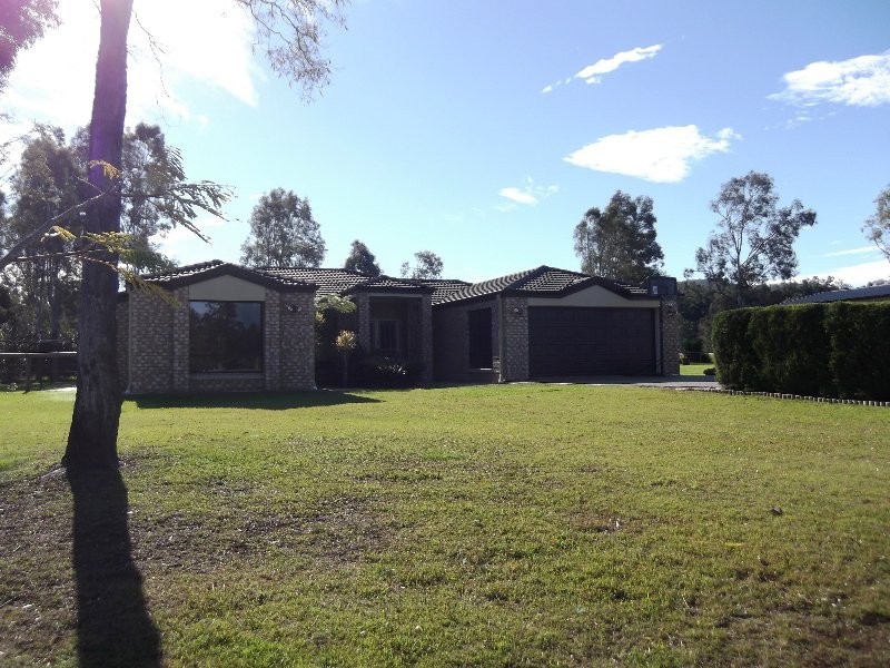 4 Hercules Row, Karalee QLD 4306