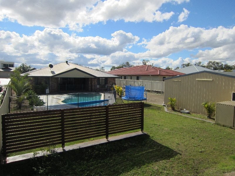 70 Kensington Drive, Flinders View QLD 4305