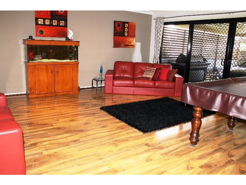 26 Brittany Crescent, Raceview QLD 4305