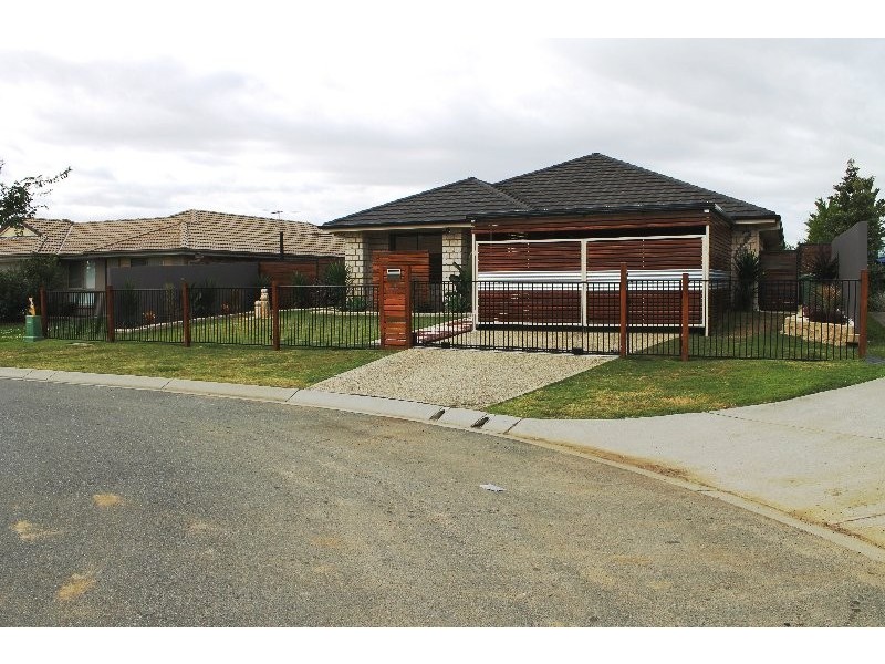 26 Brittany Crescent, Raceview QLD 4305