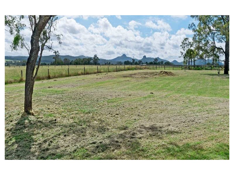 27 Ivory Close, Peak Crossing QLD 4306