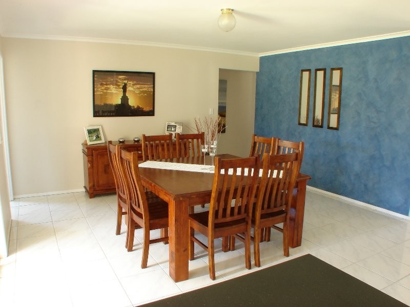 114 Equestrian Drive, Yamanto QLD 4305