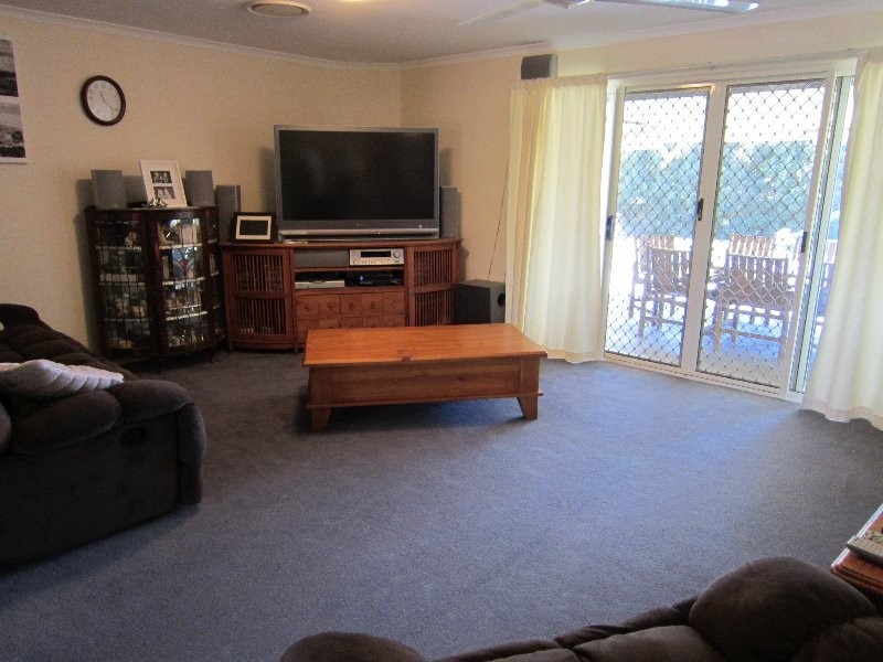 4 Chelsea Close, Flinders View QLD 4305