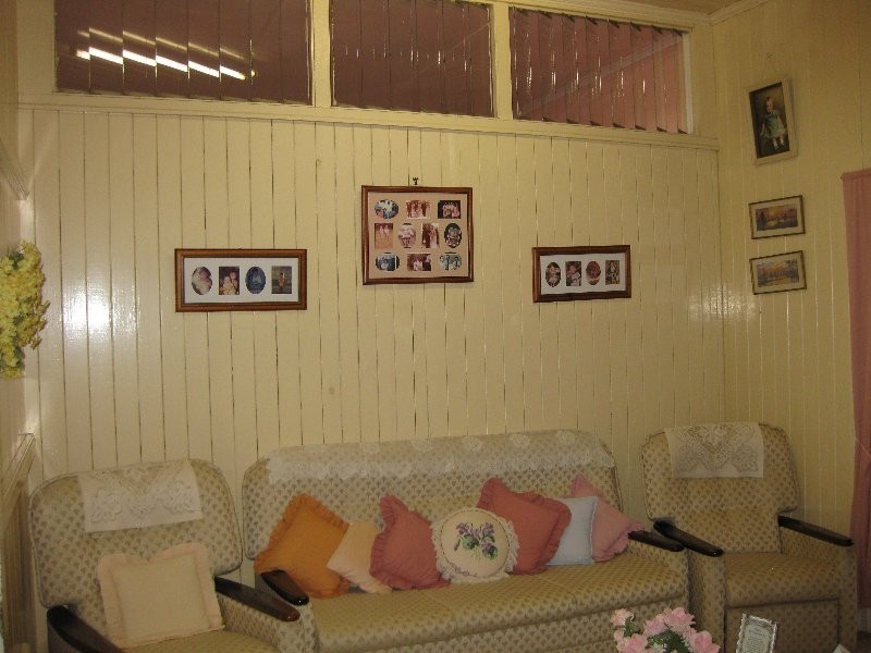 1 Teape Street, Silkstone QLD 4304