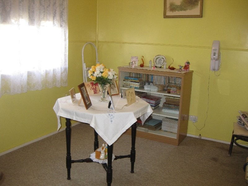 1 Teape Street, Silkstone QLD 4304