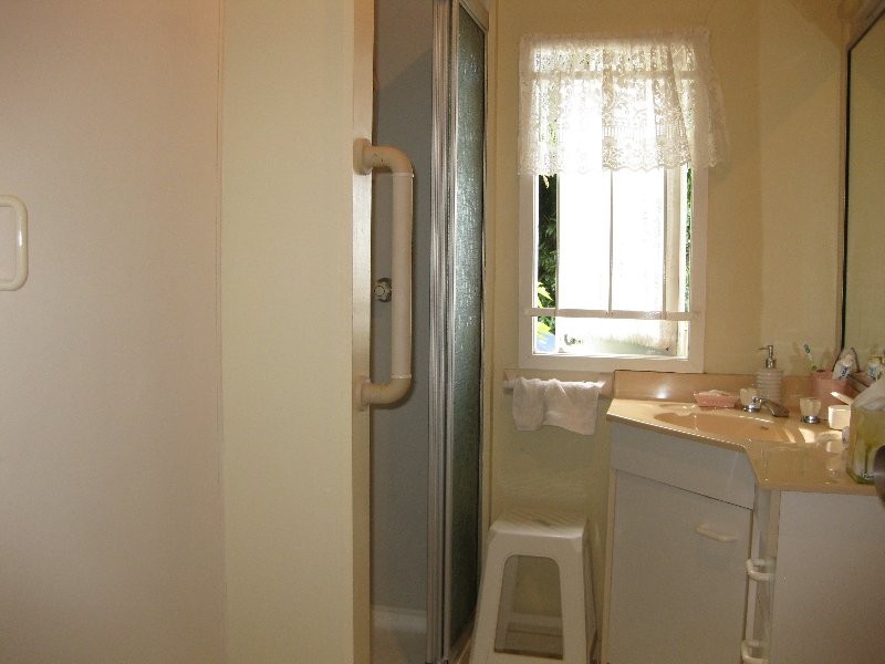 1 Teape Street, Silkstone QLD 4304