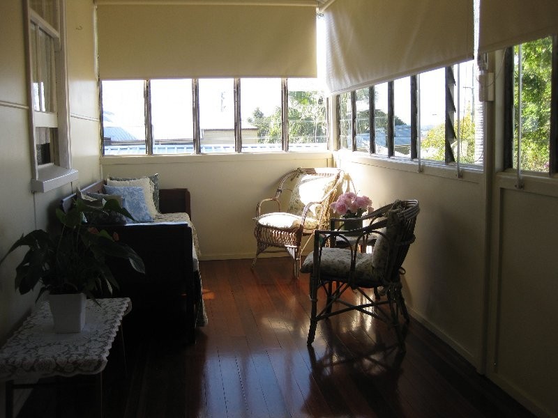 1 Teape Street, Silkstone QLD 4304