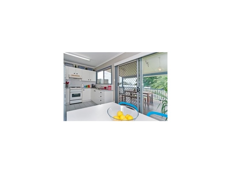 13 Boundary Street, Moores Pocket QLD 4305