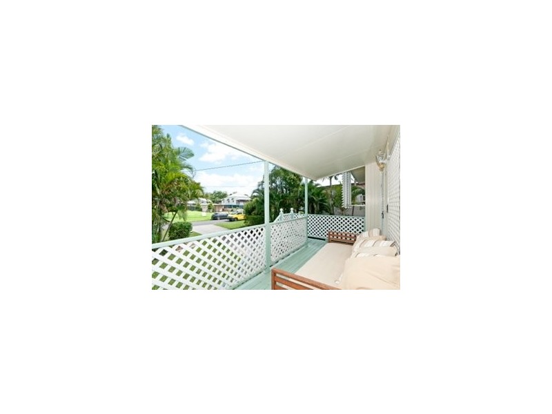 13 Boundary Street, Moores Pocket QLD 4305