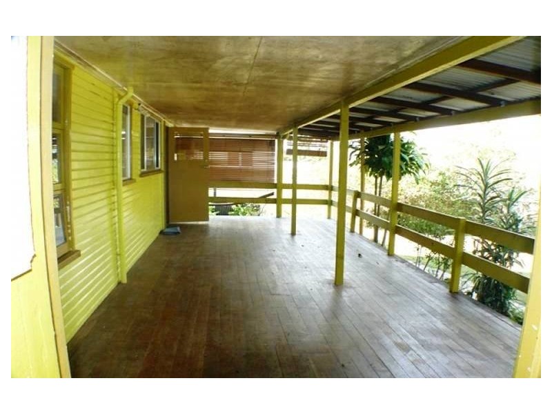 26 Emerald Street, Brassall QLD 4305