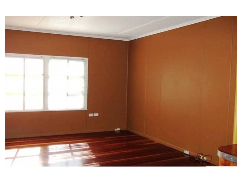 26 Emerald Street, Brassall QLD 4305