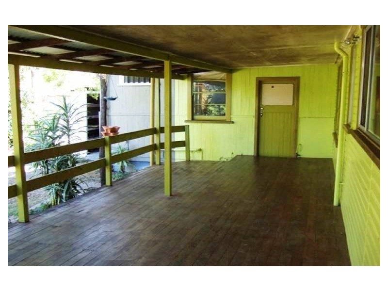 26 Emerald Street, Brassall QLD 4305