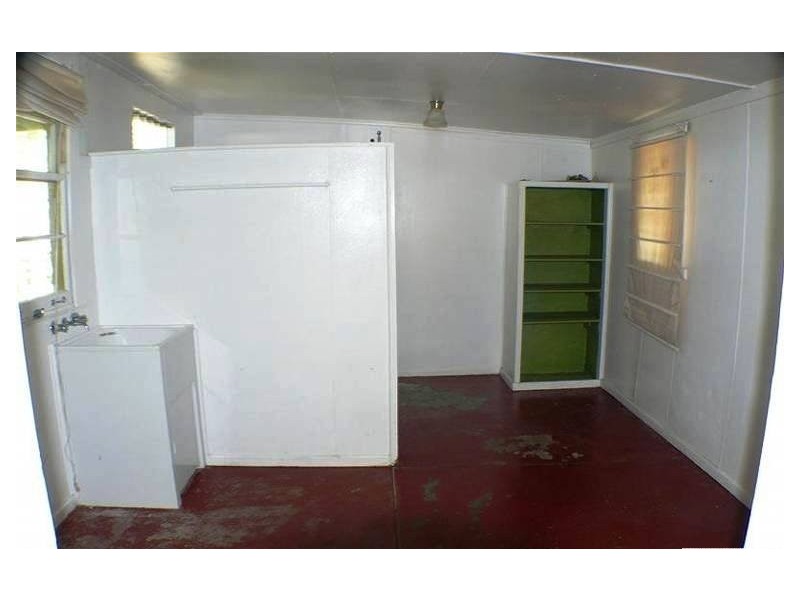 26 Emerald Street, Brassall QLD 4305