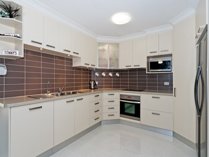 122 Equestrian Drive, Yamanto QLD 4305