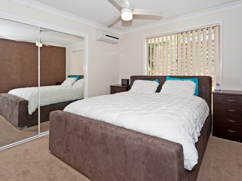 122 Equestrian Drive, Yamanto QLD 4305
