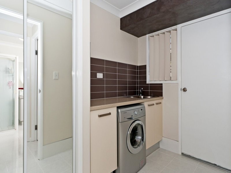 122 Equestrian Drive, Yamanto QLD 4305