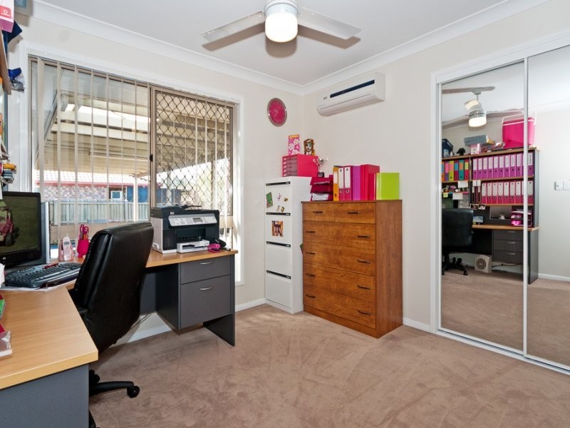 122 Equestrian Drive, Yamanto QLD 4305