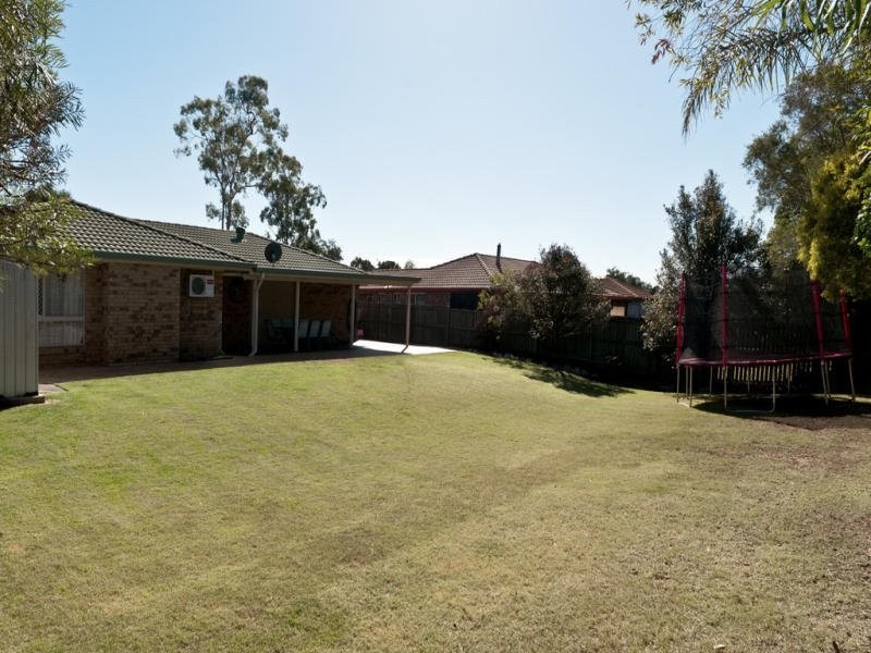 122 Equestrian Drive, Yamanto QLD 4305