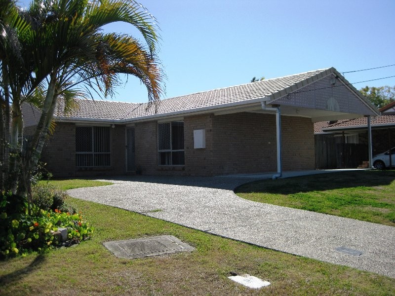 16 Cocos Place, Raceview QLD 4305