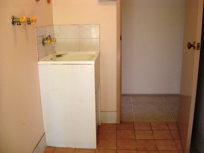 16 Cocos Place, Raceview QLD 4305