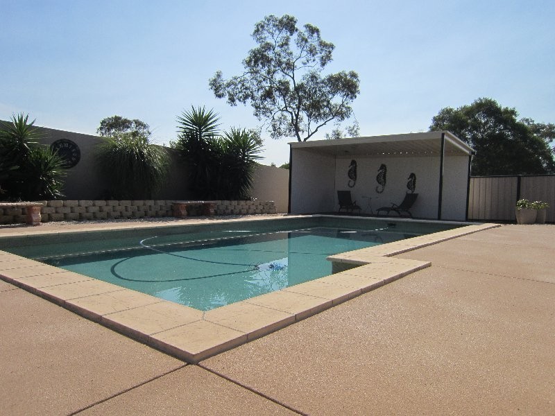 27 Harrison Grove, Deebing Heights QLD 4306