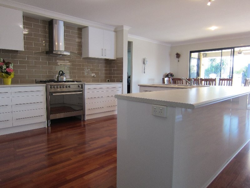 27 Harrison Grove, Deebing Heights QLD 4306