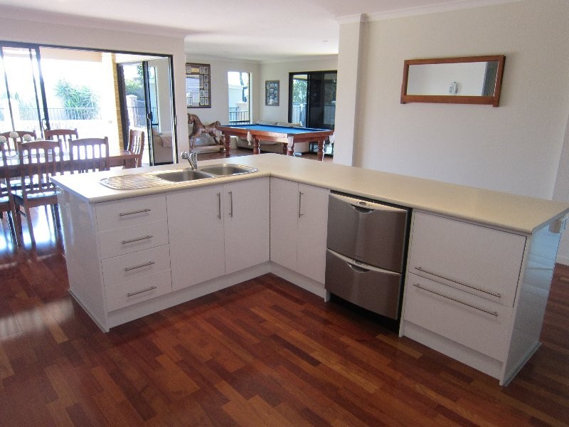 27 Harrison Grove, Deebing Heights QLD 4306