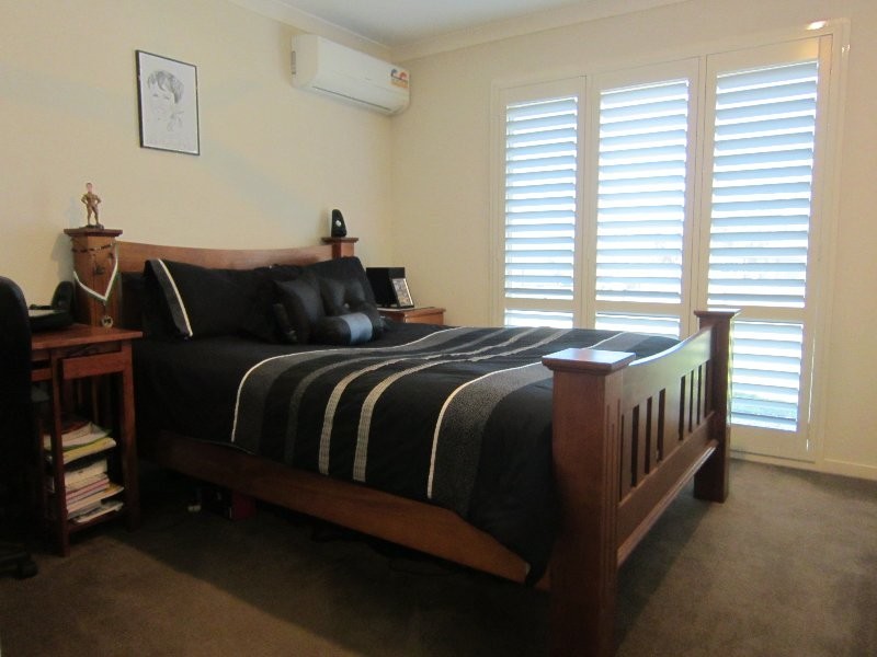 27 Harrison Grove, Deebing Heights QLD 4306