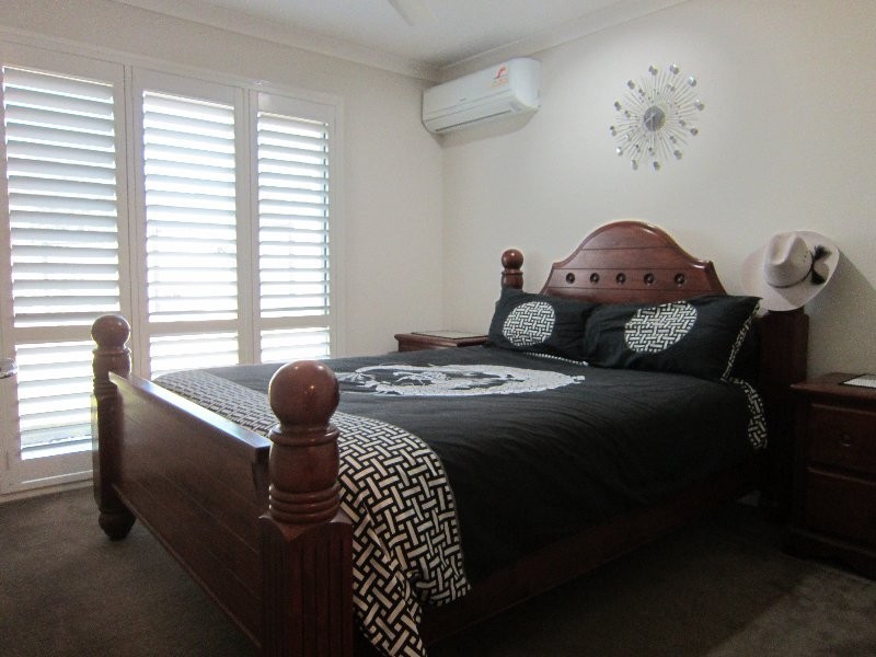 27 Harrison Grove, Deebing Heights QLD 4306