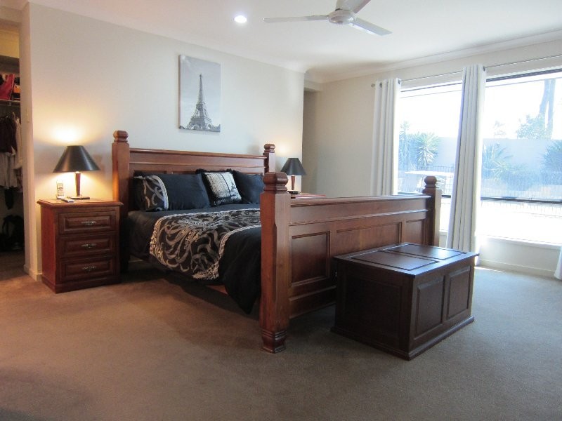 27 Harrison Grove, Deebing Heights QLD 4306